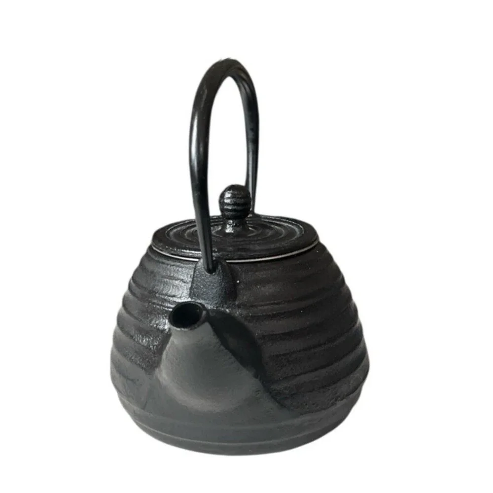 Traditional Cast Iron Beehive Japanese Teapot Kettle Black Infuser 6 x 4
